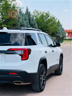 GMC Acadia